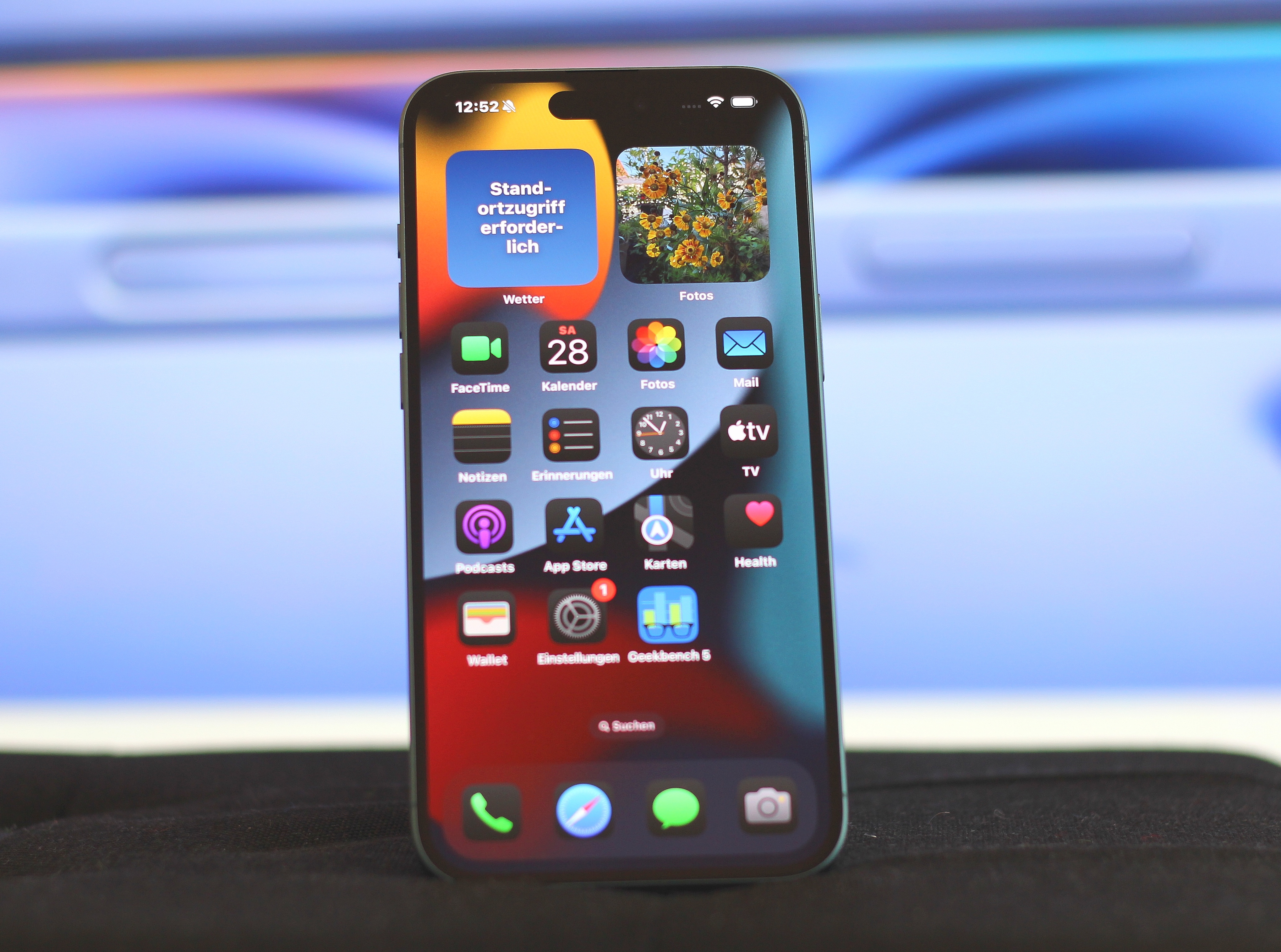 Test Apple iPhone 16 Plus Smartphone – Das Große mit neuem Design und  vielen Buttons