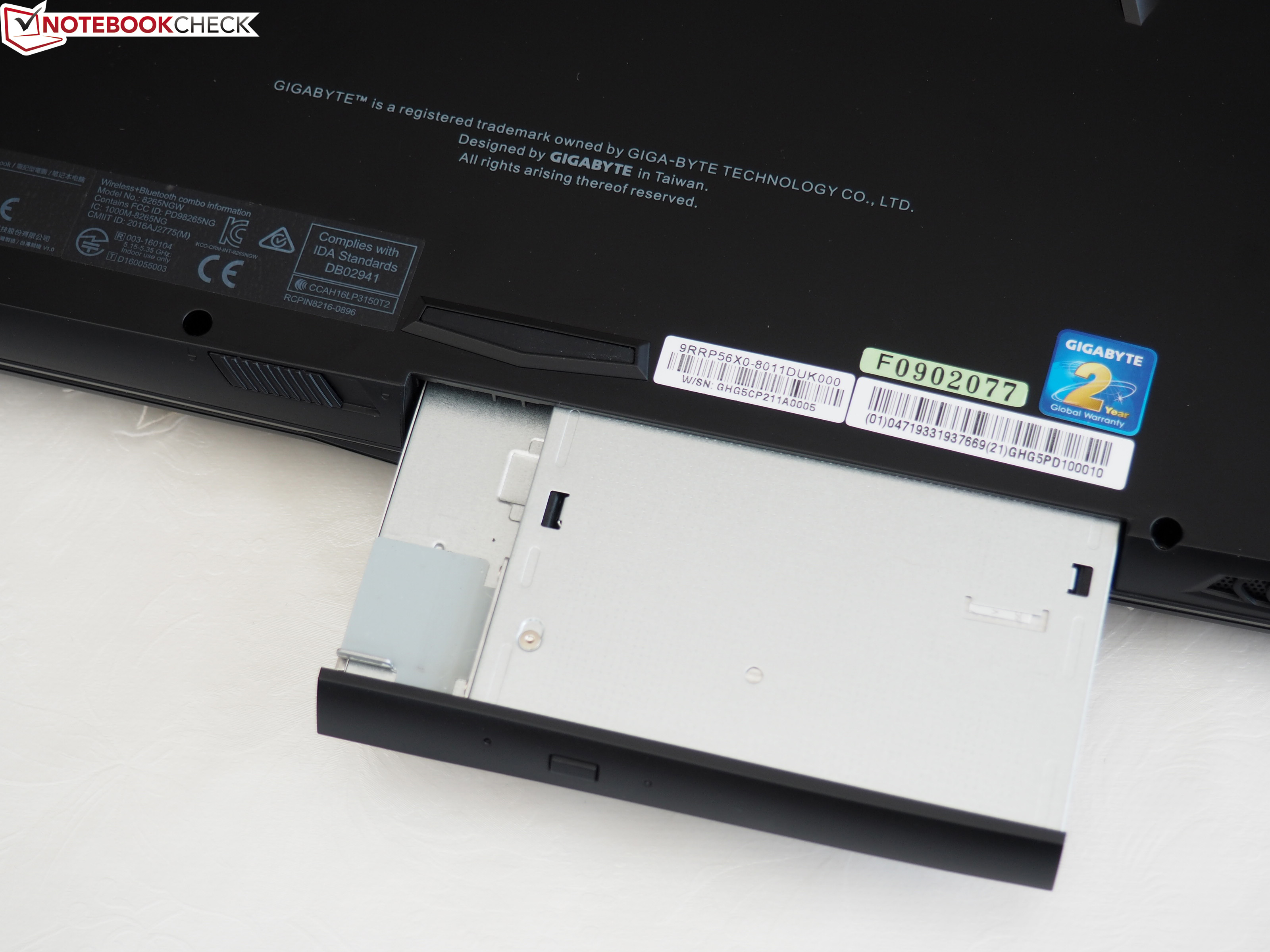 Test Gigabyte P56XT (7700HQ, GTX 1070, FullHD) Laptop Tests