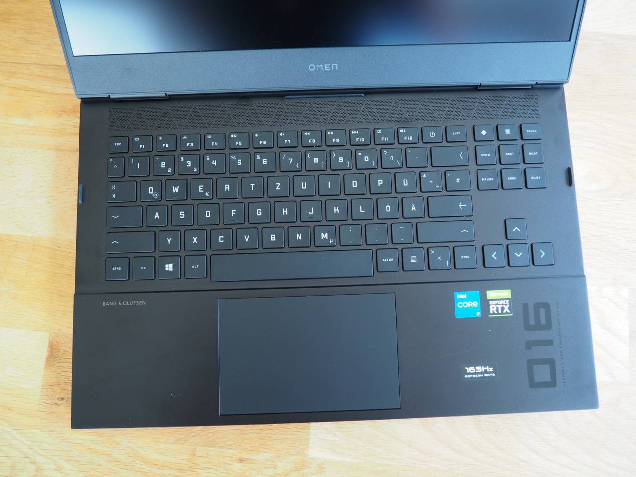 Test HP Omen 16 (2022) Laptop: Schicker Gamer mit hochauflösendem  165-Hz-Display - Notebookcheck.com Tests