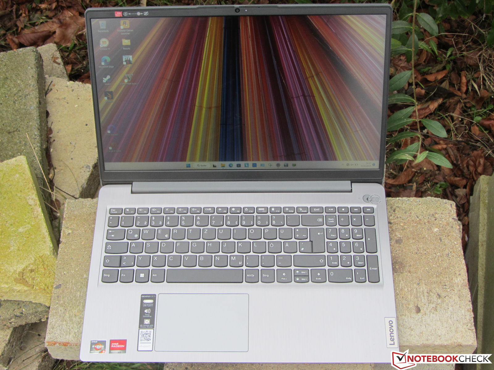 Lenovo IdeaPad 3 15ABA7 im Test: Ausdauerndes Office-Notebook mit  leistungsstarker Ryzen-APU - Notebookcheck.com Tests