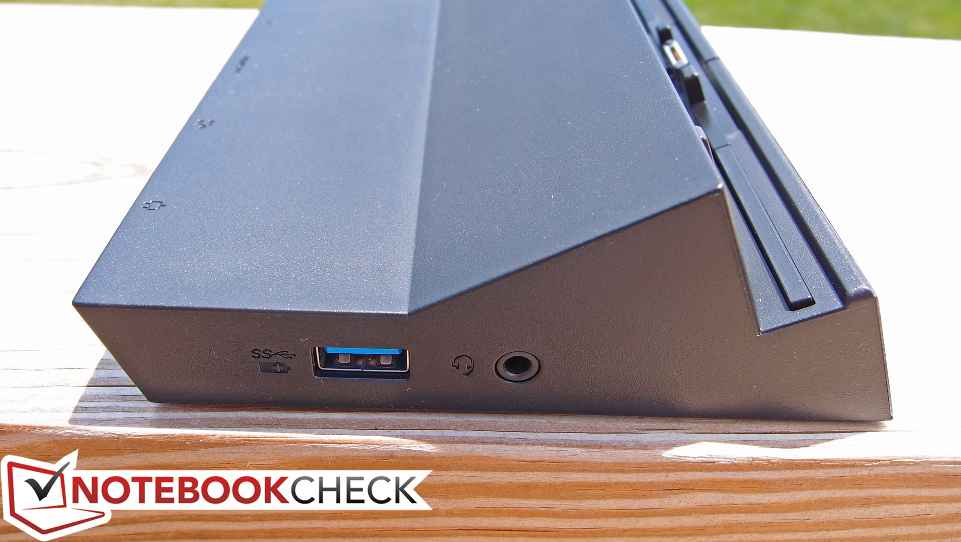 Test Lenovo ThinkPad 10 Multimode Tablet - Notebookcheck.com Tests