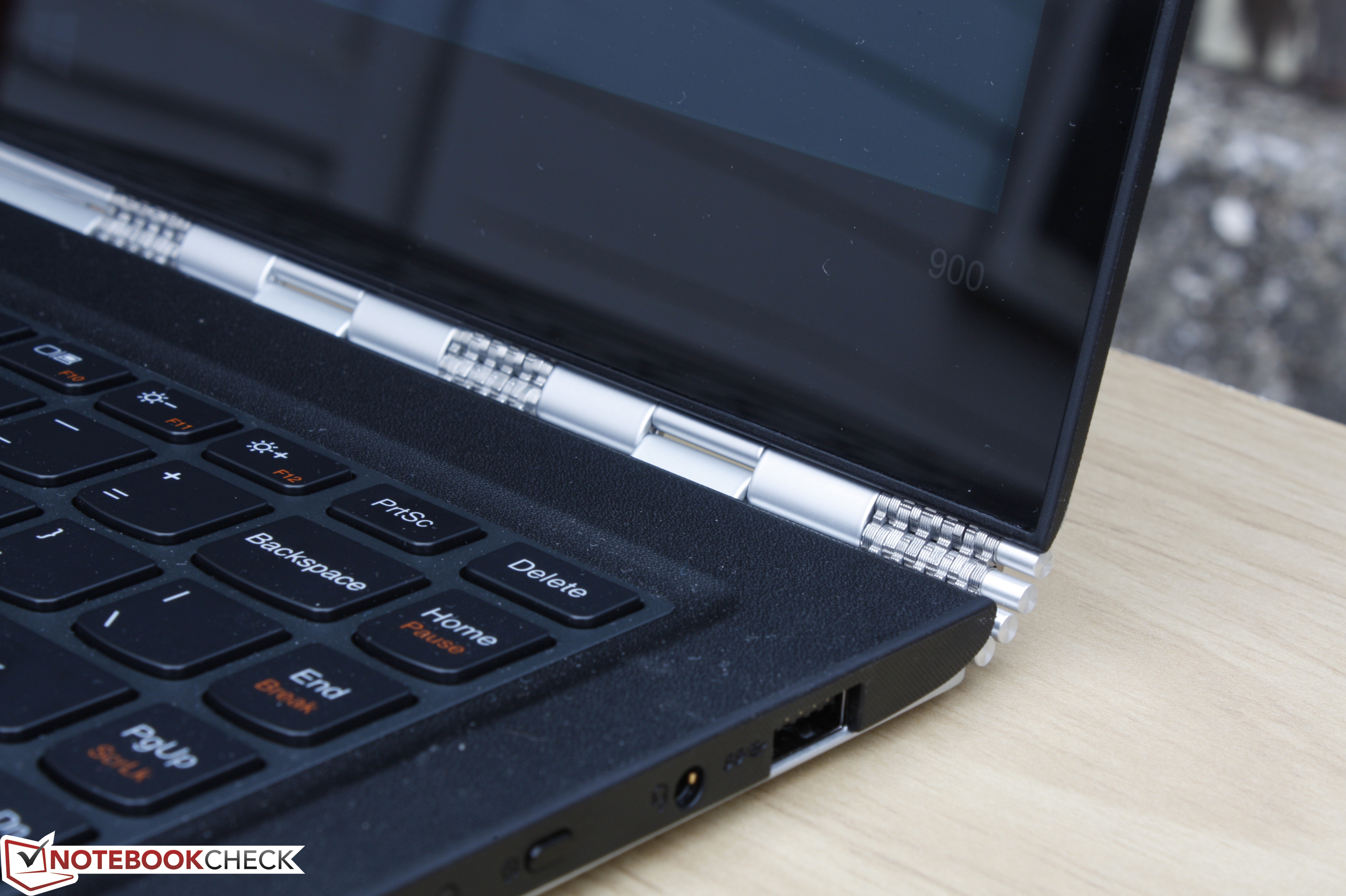 Test Lenovo Yoga 900 13ISK Convertible Tests