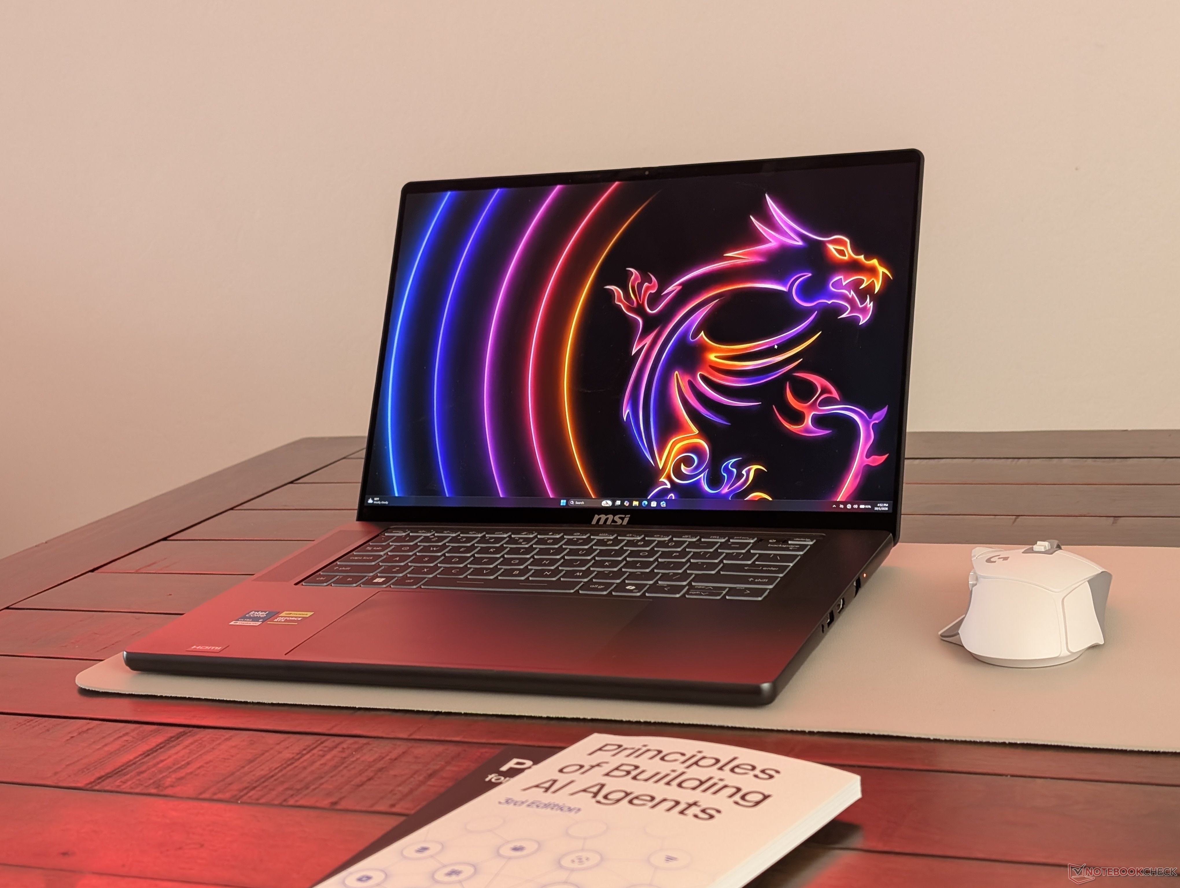 MSI Stealth 16 AI B3WH im Test: Teils Gamer, teils Creator, durch und durch professionell