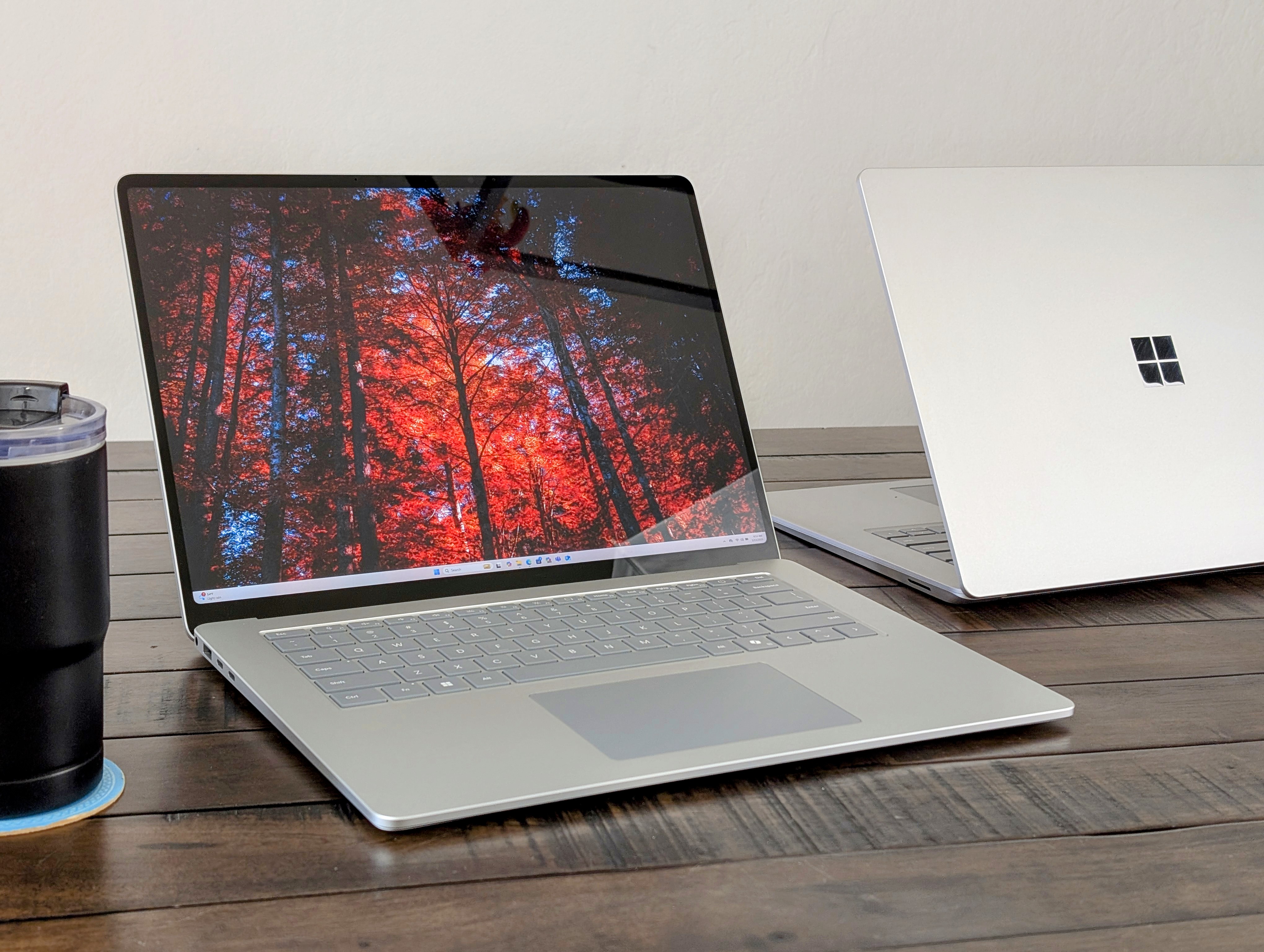 Microsoft Surface Laptop 7 15 Snapdragon Laptop im Test Endlich