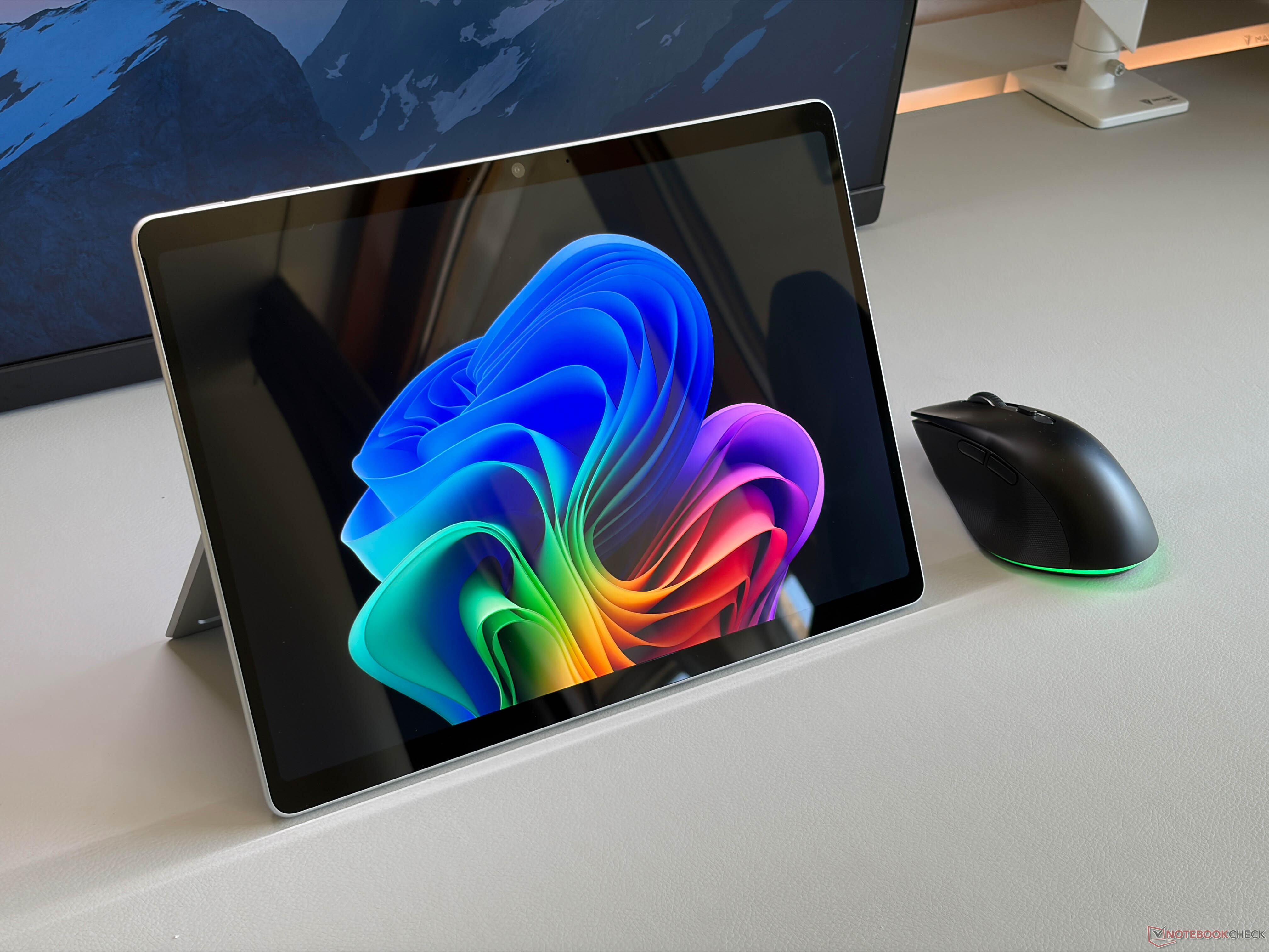 Das Surface Pro 2026 bleibt ein gutes Convertible, doch Microsoft ...