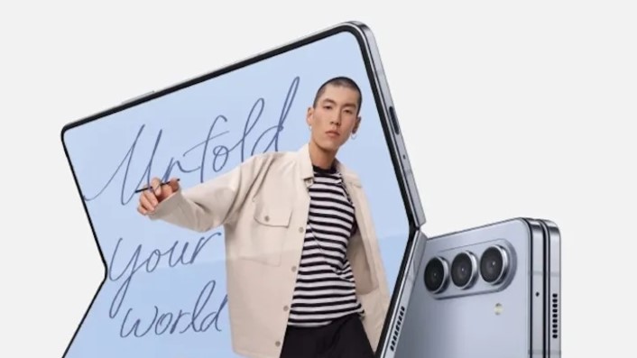Galaxy Z Fold5: La primera imagen oficial de marketing nos muestra el nuevo teléfono plegable de Samsung