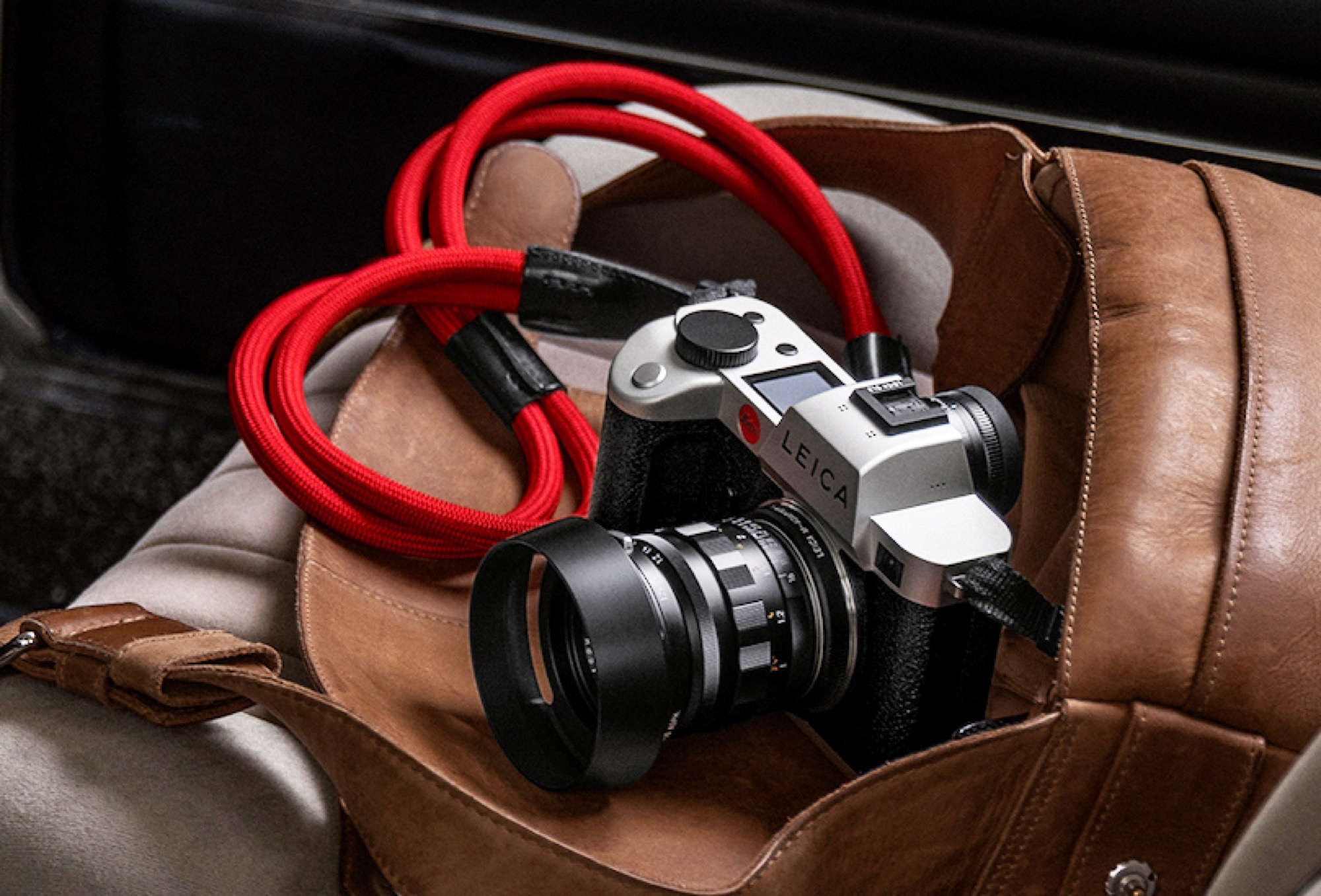Leica SL2 Vollformat-Systemkamera startet in teurerer Version in Silber ...