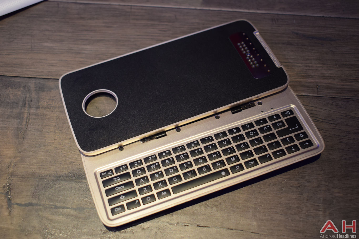 Neue MotoMods: Slider-Keyboard und Vital Health-Monitor - Notebookcheck ...