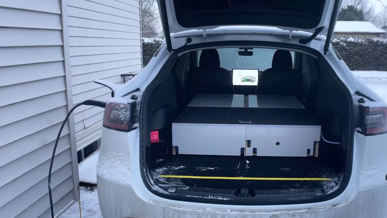 Tesla Model Y als Elektro-Camper: Tesla-Fan baut Elektro-SUV mit