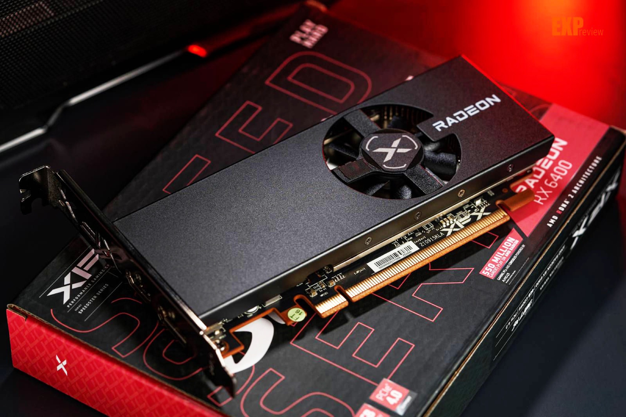 Die AMD Radeon RX 6400 startet mit einer TBP von nur 53 Watt für unter 200  Euro - Notebookcheck.com News