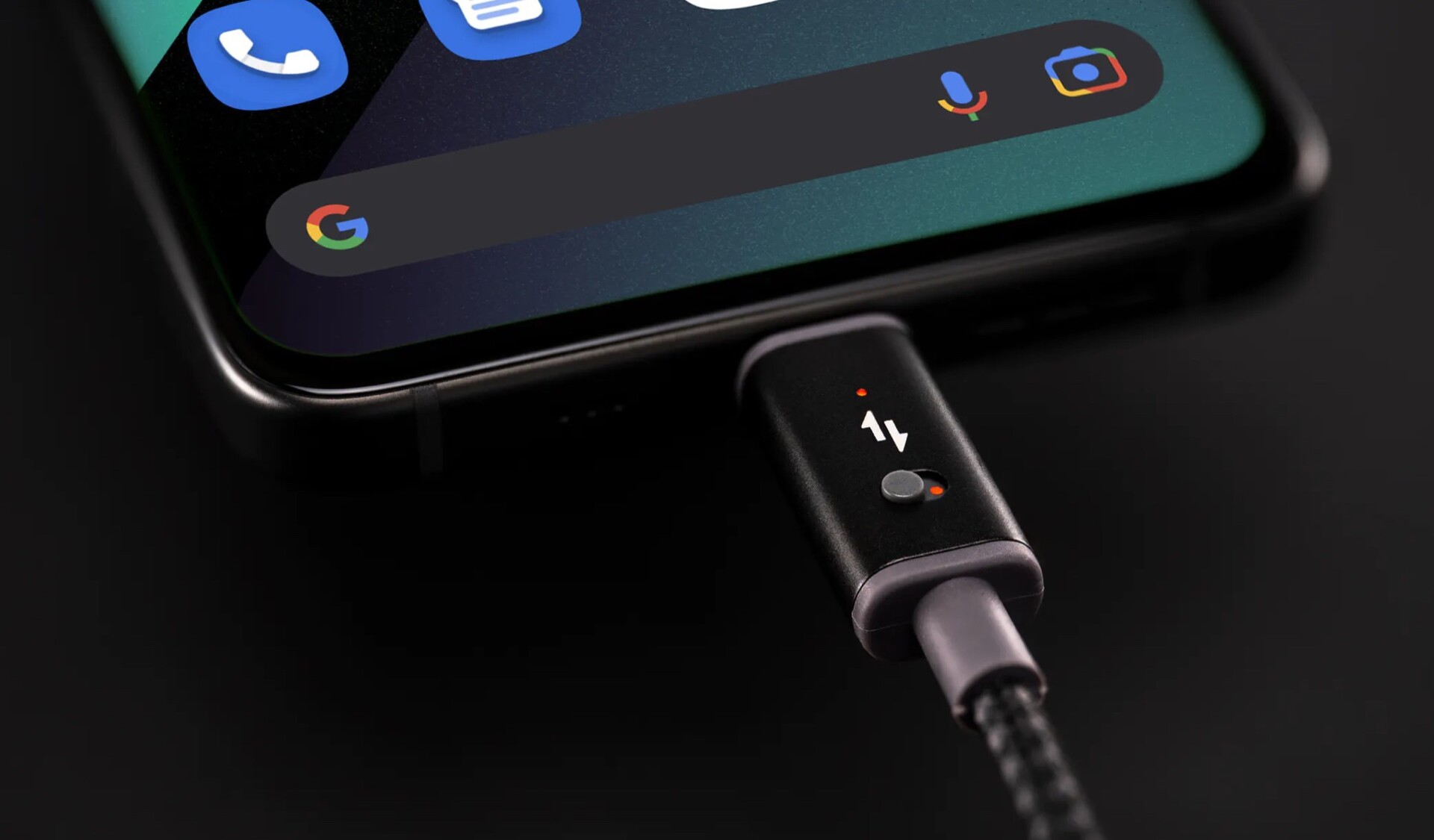 Nothing Phone (2) wird mit USB-C-Kabel aus zweijähriger Entwicklung ...