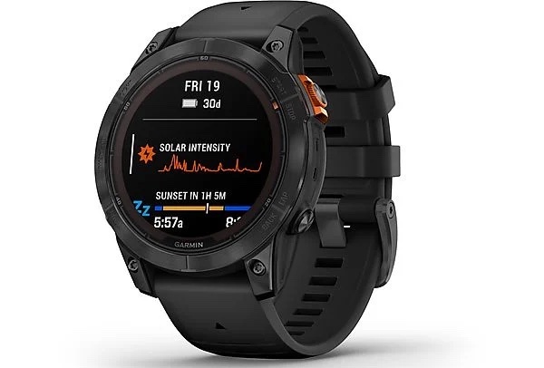 Die Fenix 7 Pro Solar Smartwatch kann aktuell zum Vorzugszpreis bei Saturn und Media Markt bestellt werden (Bild: Garmin)