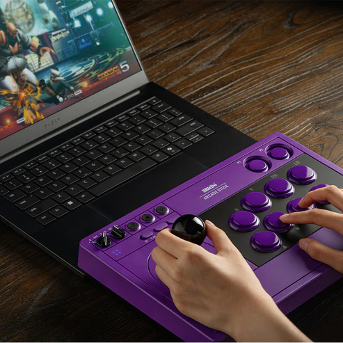 Der 8BitDo Arcade Stick ist mit Windows-PCs kompatibel