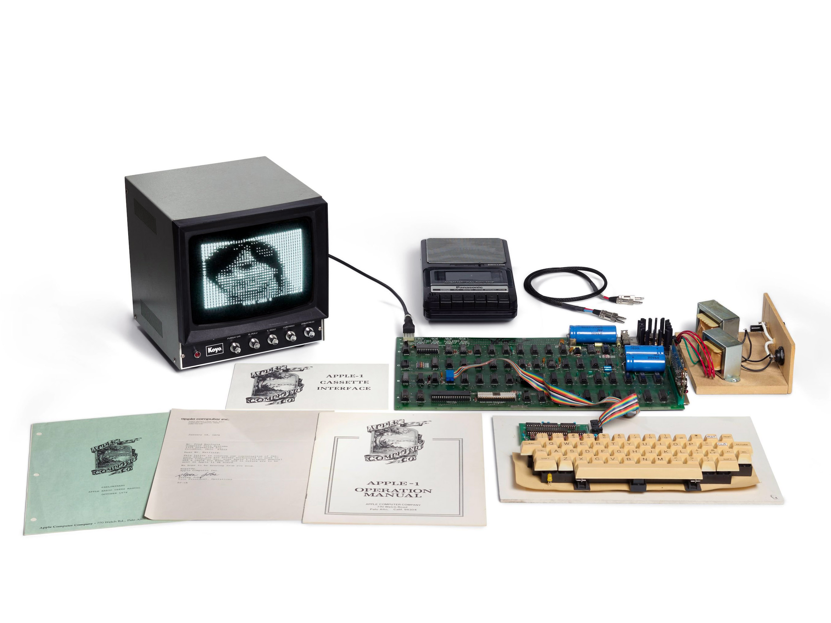Apple-1 Computer mit signierter Hauptplatine und Kassetten-Interface ...