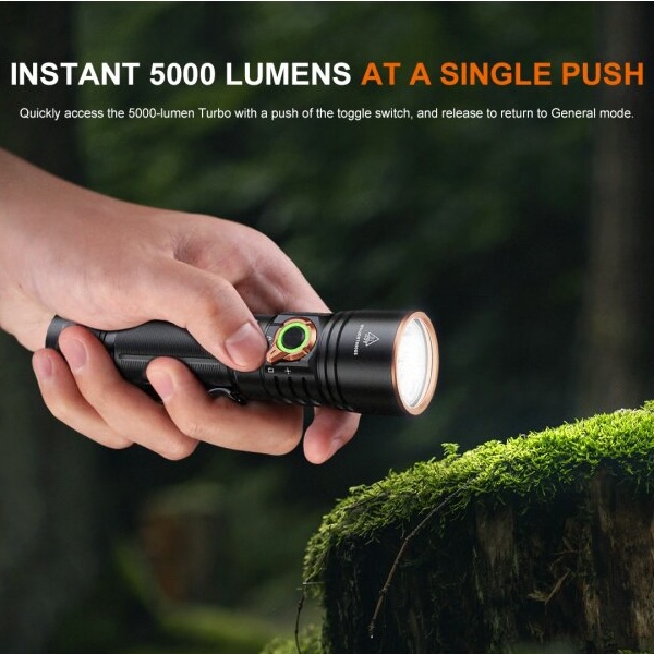 Fenix E40R: Starke neue Taschenlampe bietet 5.000 Lumen und USB-C