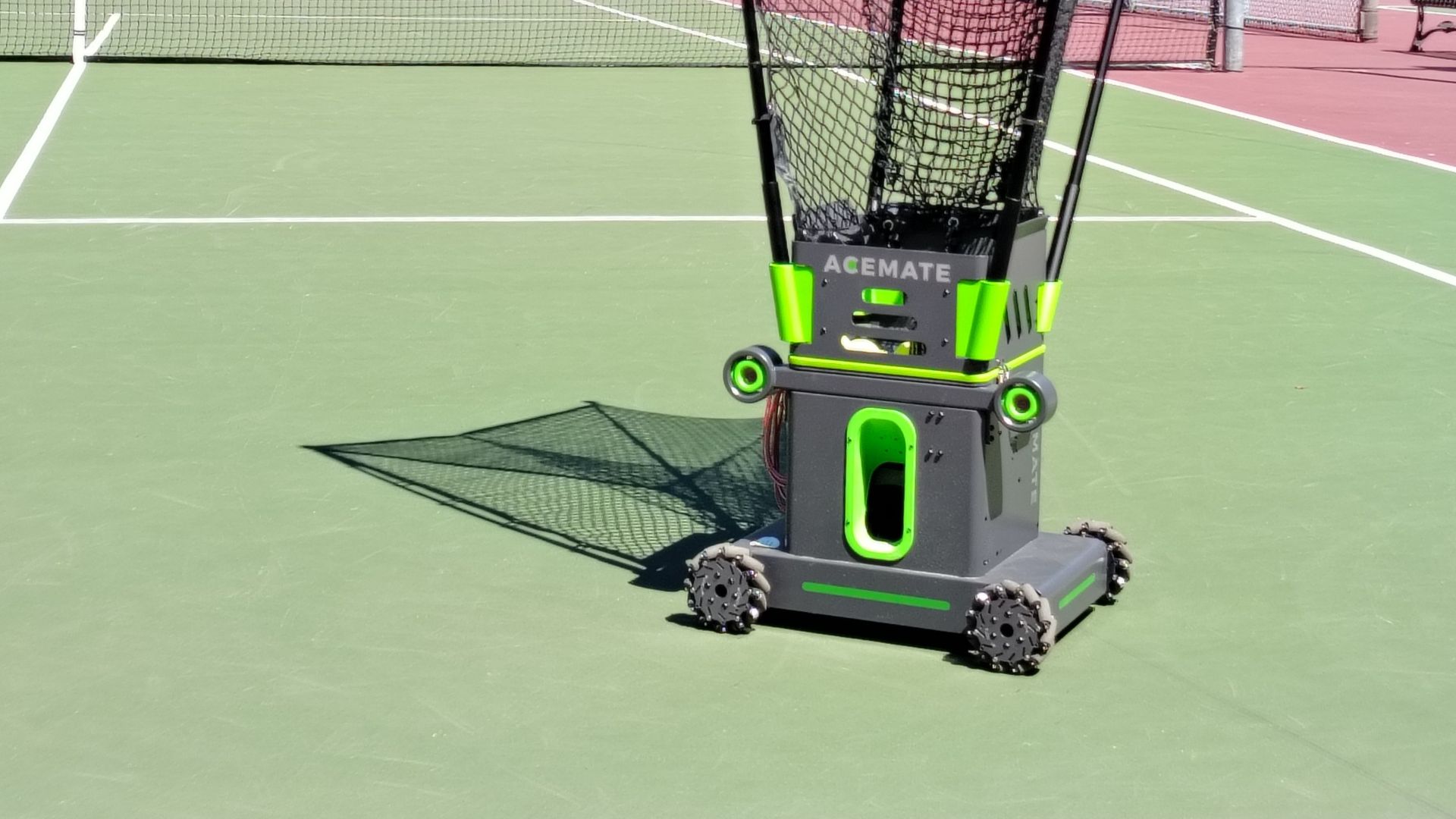 Tennisroboter Acemate S10.