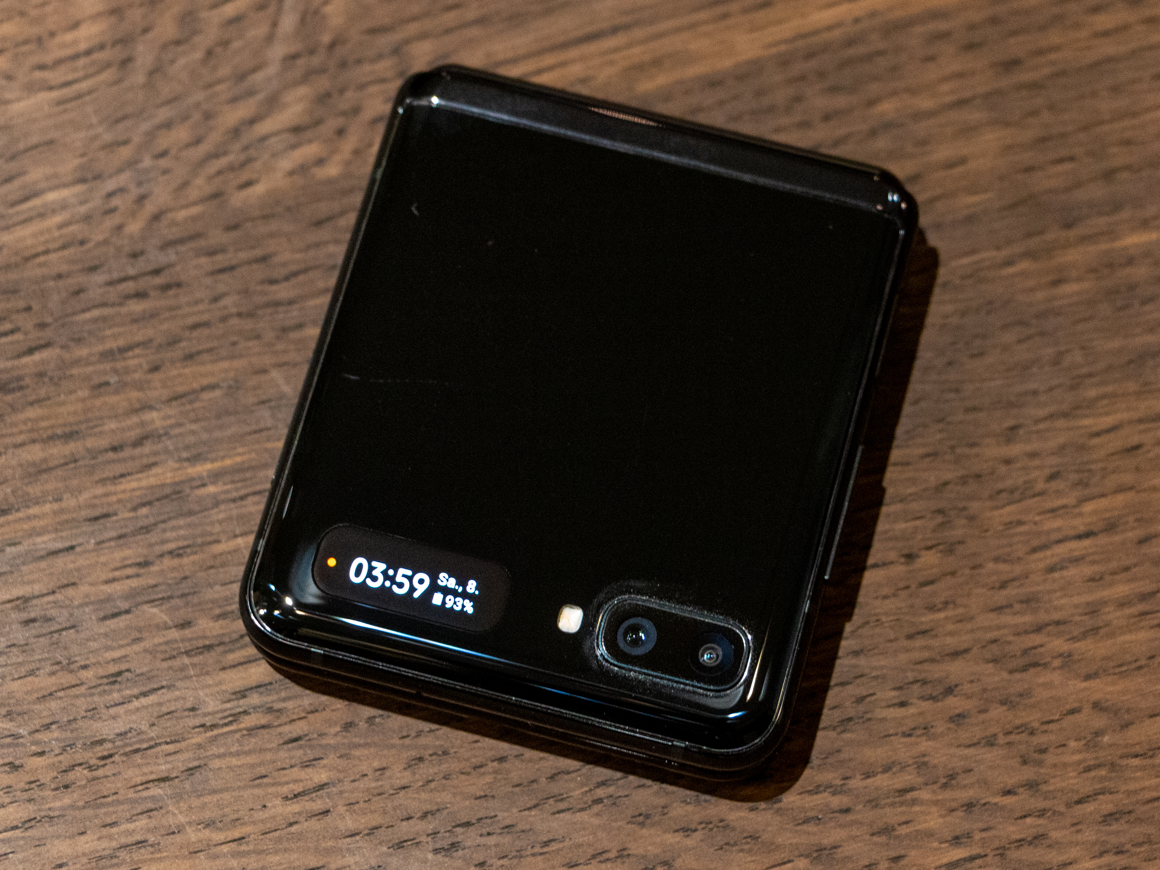 Begini Kualitas Foto Kamera Hape Layar Lipat Samsung