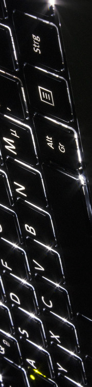 Die Tastatur verfügt über eine Beleuchtung.