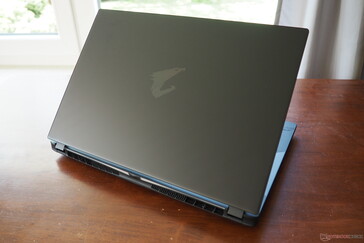 Gigabyte Aorus Master 18.