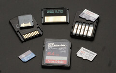 Die SD Card (Mitte) bekommt ein Update. (Foto: Andreas Sebayang/Notebookcheck.com)