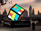 Rubiks Würfel in London anlässlich des Mate 20-Starts: Huawei verspricht keine Verlangsamung durch Updates.