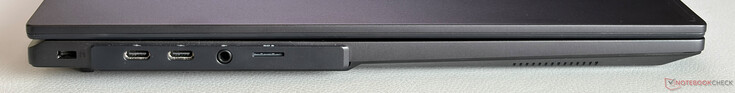 Links: Kensington-lock, 2x USB-C 4.0 mit Thunderbolt 4 (40 Gbit/s, DisplayPort 2.1, Power Delivery), 3,5-mm-Stereo-Klinkenbuchse, microSD-cardreader