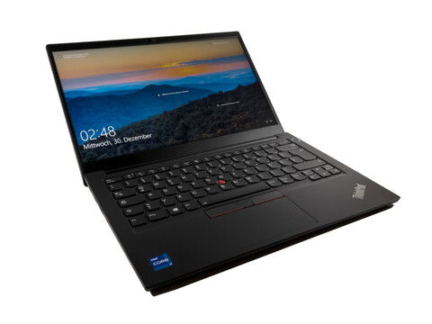 Test Lenovo ThinkPad E14 Gen 2 Laptop: Intel Tiger-Lake Quad-Core schlägt AMD Sechskerner