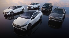 E-Auto-Software: VW und Mercedes haben sich verkalkuliert, Apple und Google sollen helfen.