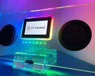Der britische Touchscreen-Spezialist Zytronic hat eine Technologie entwickelt, durch die Strom über Glas übertragen wird. (Bild: Zytronic)