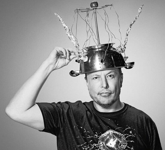 Als Technik-Freak ist Elon Musk perfekt gegen Verschwörungen und Weltuntergang gerüstet. Vielleicht hat ihm dies ja beim jüngsten Apple-vs-Twitter geholfen ...