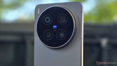 Das Vivo X500 Kamera-Flaggschiffe dürften mit dem Vivo X500e eine neue Option erhalten.