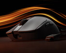 Die Gaming Mouse 2 kostet in China umgerechnet rund 44 Euro. Im Bild: Die kabellose Maus zusammen mit ihrem USB-Dongle.