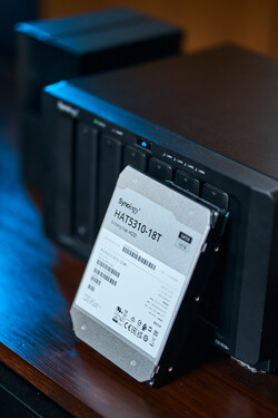 Mit bis zu 18 TB und schnellen Übertragunsraten - die Enterprise HDDs von Synology