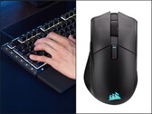 Corsair Skiff 100 Plus Tastatur links und Harpoon V2 Gaming-Maus rechts