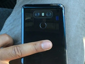 Das LG G6 wird offenbar auch in einem glänzenden Schwarz erhältlich sein.