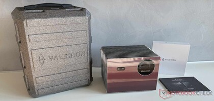 Der gesamte Lieferumfang des AWOL Valerion Pro 2.