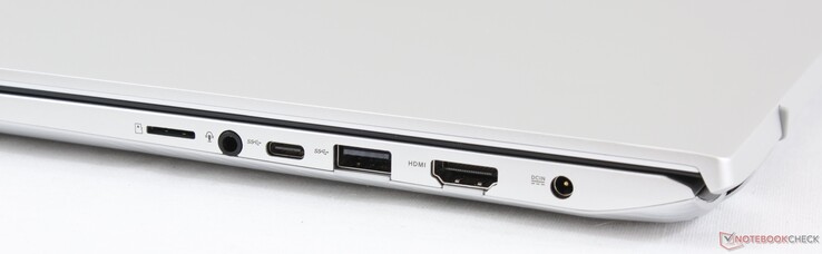 Rechts: MicroSD-Kartenleser, kombinierter 3,5-mm Audioanschluss, USB Typ-C Gen. 1, USB 3.0, HDMI, Ladeanschluss