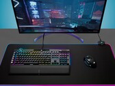Corsair Katar Pro XT Gaming-Maus und MM700 RGB Extended Mauspad.