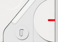 Das Nothing Phone (2) erhält wie sein Vorgänger eine teilweise transparente Rückseite. (Bild: Nothing)