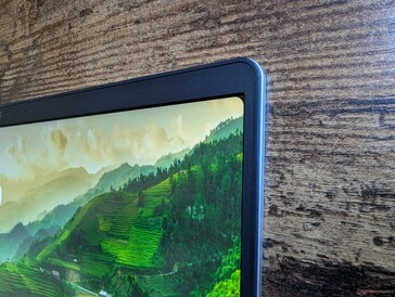 Die Ecken des Bildschirms werden nur beim 2,8K-Display abgerundet