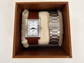 Timex hat gemeinsam mit Matt Hranek eine neue Dresswatch herausgebracht