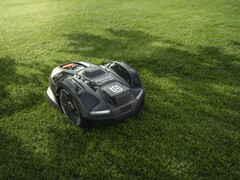 Husqvarna bringt für die Gartensaison diverse neue Mähroboter auf den Markt, darunter den Automower 405XE NERA. (Bildquelle: Husqvarna)