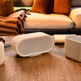 Denon Home 200, 400 und 600 gibt es in Stone und Charcoal.