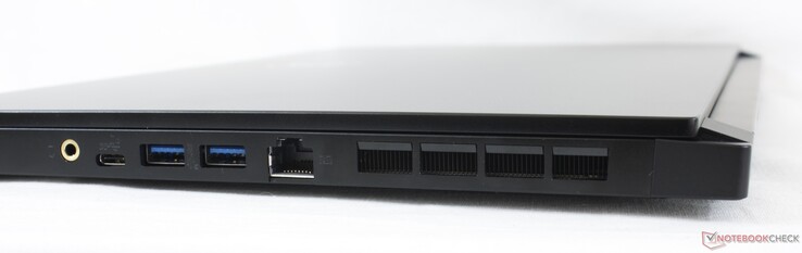 Rechts: kombinierter 3,5-mm-Audioanschluss, USB-C 3.2 Gen. 2, 2x USB-A 3.2 Gen. 2, 2,5-GBit/s-RJ-45