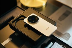 Das beste Smartphone 2025 in puncto Kamera kommt von Vivo (Bildquelle: Notebookcheck)