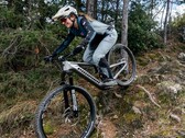 Propain Sresh: Neues E-Bike mit Carbonrahmen ist vollgefedert