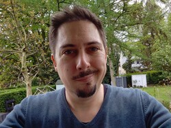 Selfie mit dem Razer Edge