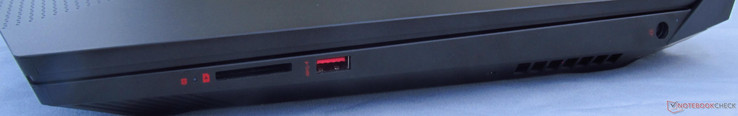 rechts: SD-Leser, USB 3.0 (Gen1) Type-A, Strom