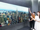 LG Display bietet jetzt ein 97 Zoll OLED.EX-Panel für die Smart TVs der nächsten Generation an. (Bild: LG Display)