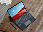 Der Nachfolger des Surface Pro X und der neue Surface Laptop 12,5 könnten bereits am Donnerstag vorgestellt werden (Bild: Microsoft)